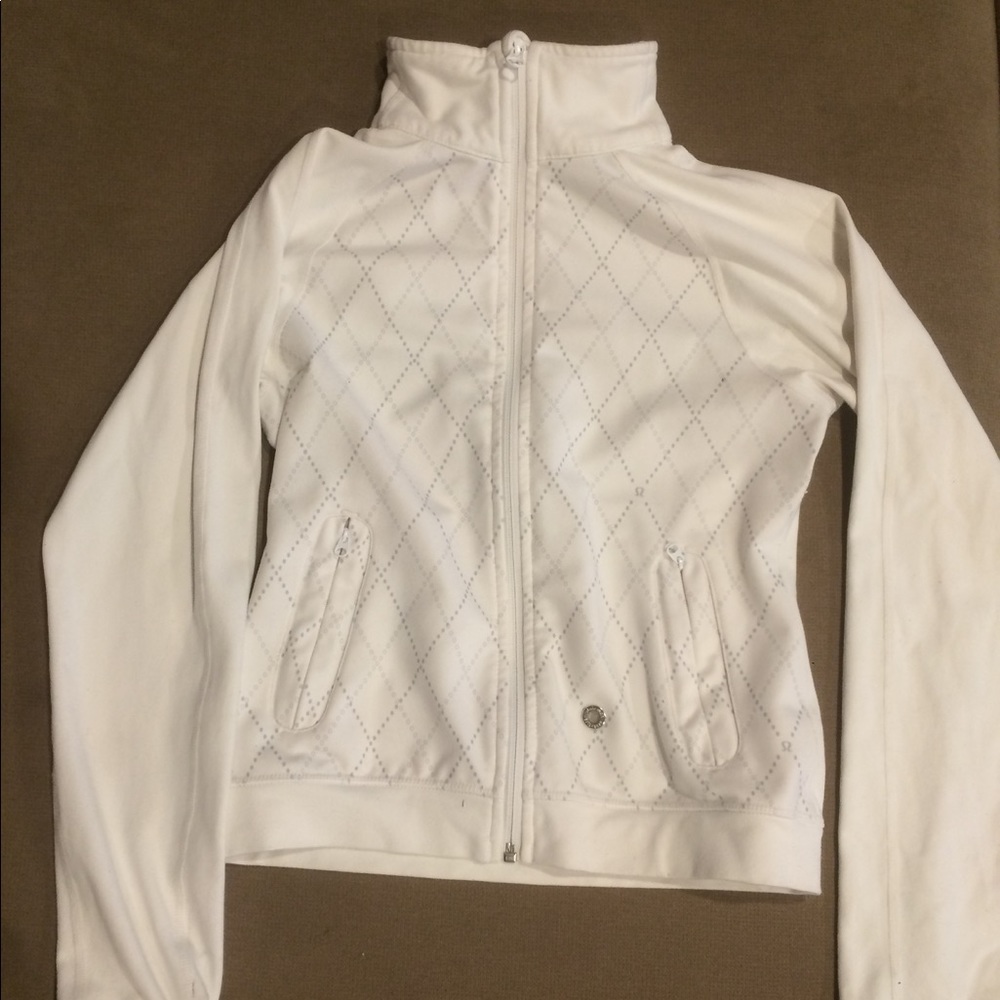 LULULEMON- White Jacket with Pattern